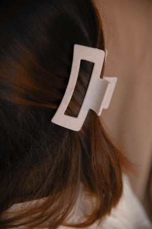Boxy Claw Hair Clip in lilac