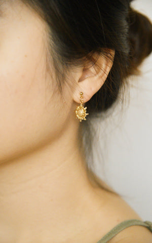 
            
                Load image into Gallery viewer, The Sunny Earrings
            
        