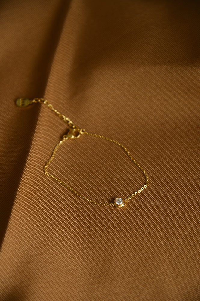 18k Gold Plated - Beginning Bracelet in gold