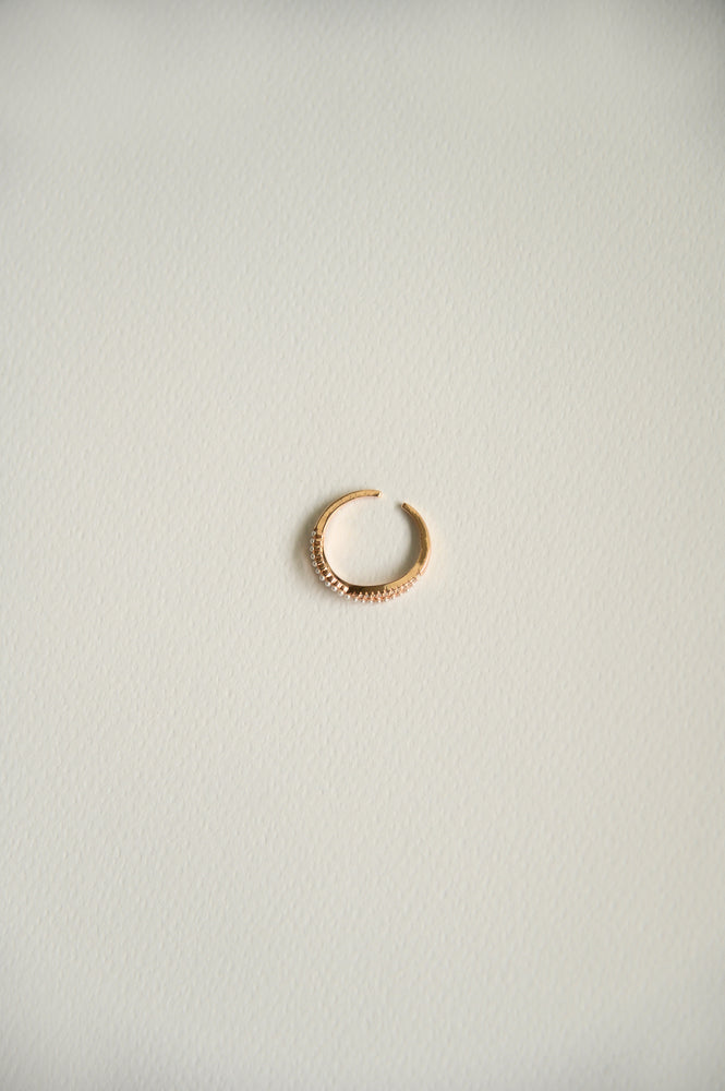 
            
                Load image into Gallery viewer, Kahlo Pearl Ring
            
        