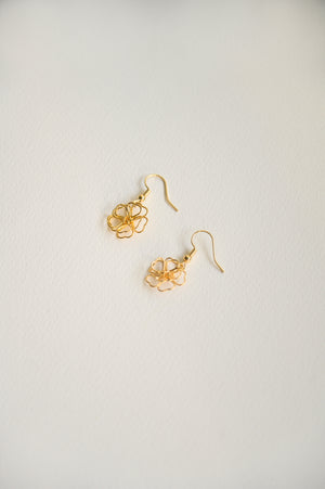
            
                Load image into Gallery viewer, Kalina Fleur Earrings
            
        