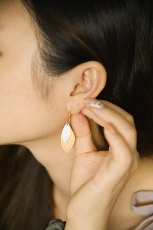 Caro Earrings in peach (S925)